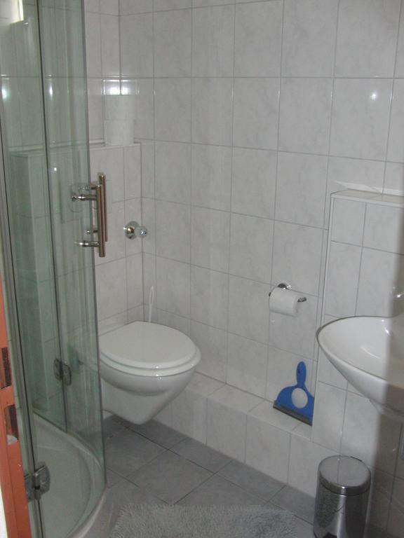Burgauer Hof Apartment ห้อง รูปภาพ