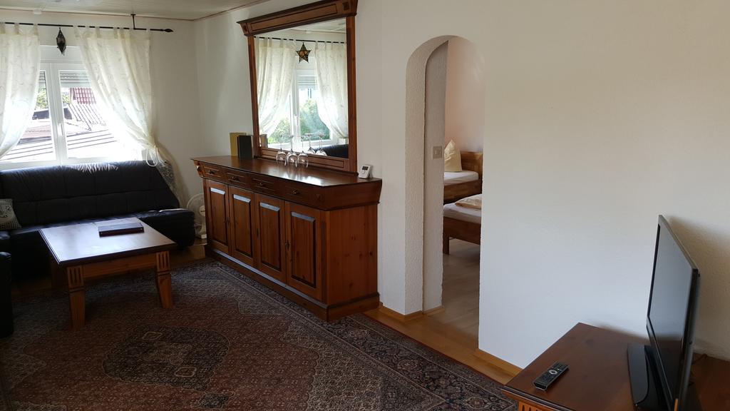 Burgauer Hof Apartment ภายนอก รูปภาพ